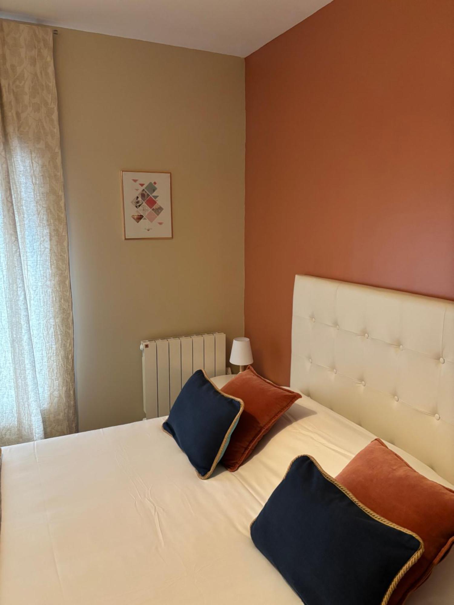 Demeure & Dependance - Chambres D'Hotes Depuis 2012 タッサン・ラ・ドゥミ・リュンヌ エクステリア 写真